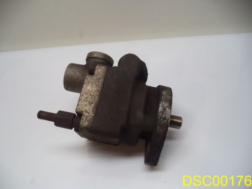 For parts or repair: power steering pump uhr372, gh-j/