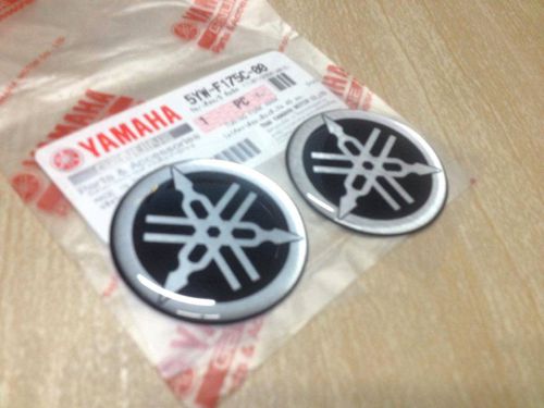 2 x yamaha 100% genuine 45mm tuning fork logo black silver decal emblem sticker