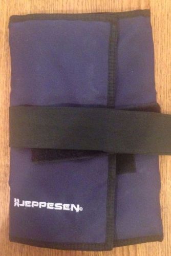 Jeppesen vfr trifold kneeboard w/clipboard lightly used