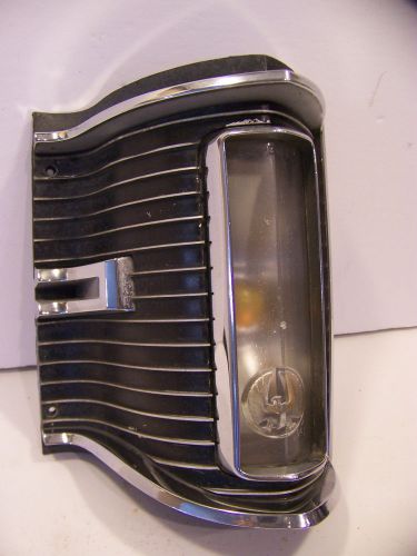1969 chrysler imperial lh front turn signal assy compelete oem #2930521 lebaron