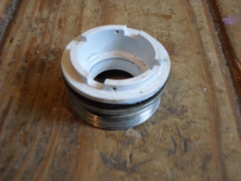 Bell  47 600 series transmission fan sleeve plug with o-ring etc.