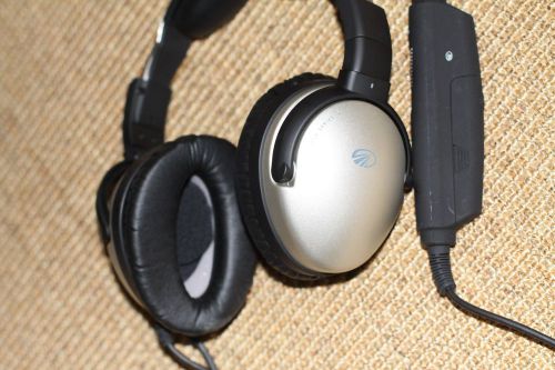 Lightspeed zulu anc enc civil aviation headset-bluetooth, bag
