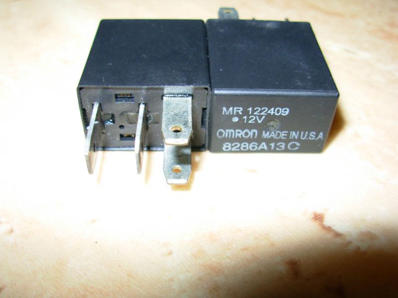 2 omron 8286a12c mr 122409 4 pin relay 12v  made in usa 1 set of 2 