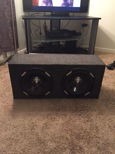 10&#034; speaker box with two 2,100 watt boss speakers with 3000 watt amp