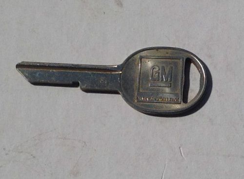 Vintage 1968 gm logo key blank -k– original