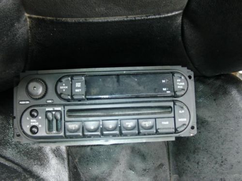 Audio equipment receiver am-fm-cd player fits 98-02 concorde 83210