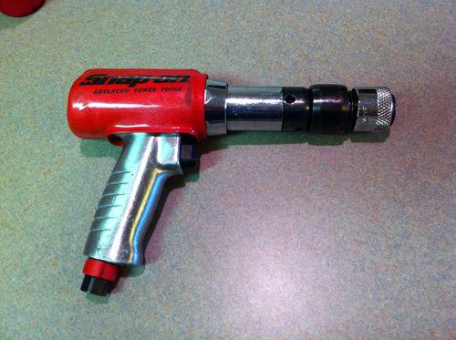 Snap on ph3050 super duty air hammer chisel with quick change coupler & cover