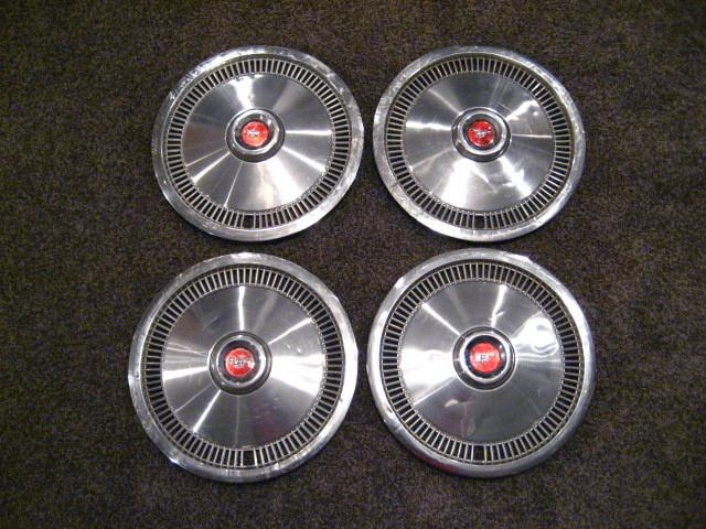 Vintage 1970's ford mustang hub caps - matching set of four 