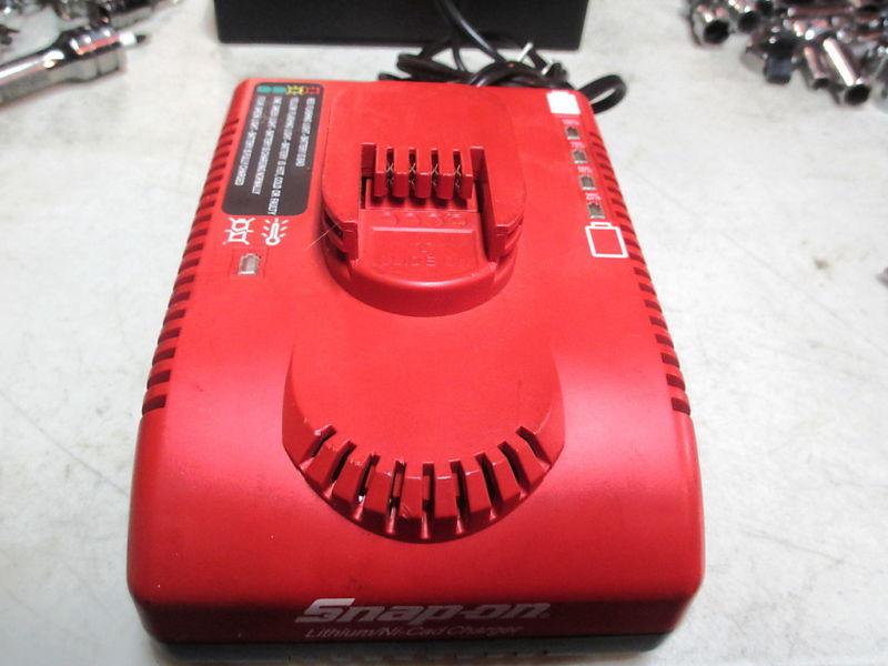 Snap on 14.4 v to 18 v lithium/ni-cad slide on style battery charger #ctc620
