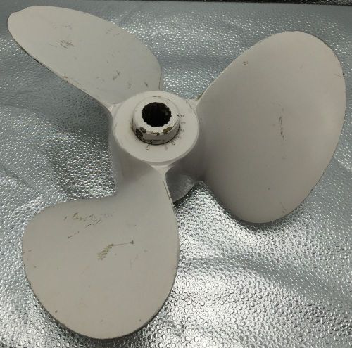 13 &#034; x 19&#034; pitch three blade propeller fits chrysler  force 1970-79  70-135 hp