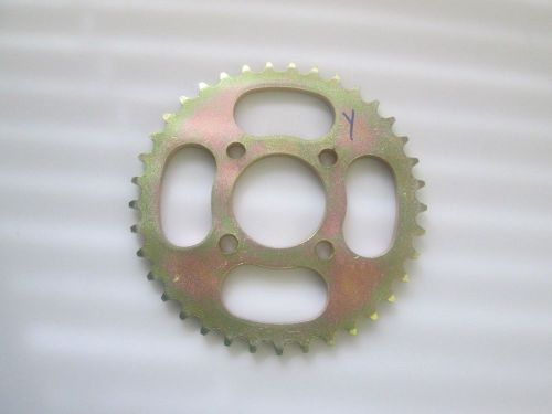 Rear sprocket y 37 teeth for 420 chain, bolt pattern 4, color in gold
