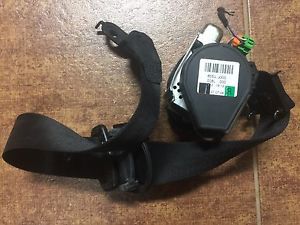2005 mercedes-benz e320 front right seat belt black used