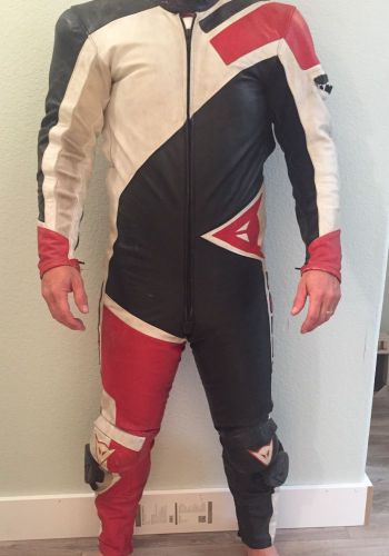 Full dainese track-day racing suit - full classic racing eather