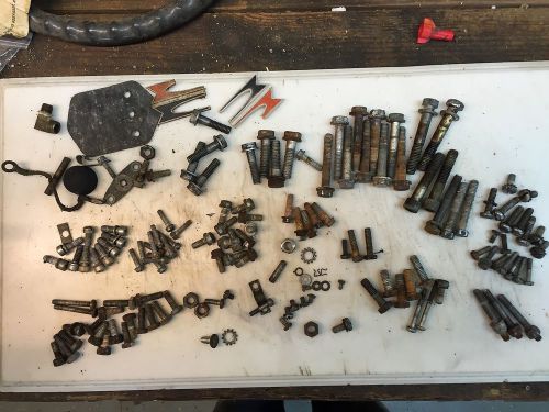 Evinrude johnson omc 1971 40 hp  sn e01029 assorted bolts and small parts