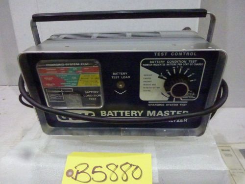 Gulf oil battery master 12/6 volt battery analyzer