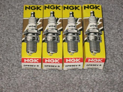 Nos ngk dpr9ev-9  set of 4 spark plugs nos