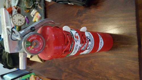 Amerex a352 2.5 lb halon fire extinguisher