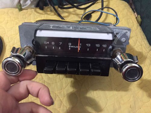 1960s /1970&#039;s ford am radio diaa working with extras