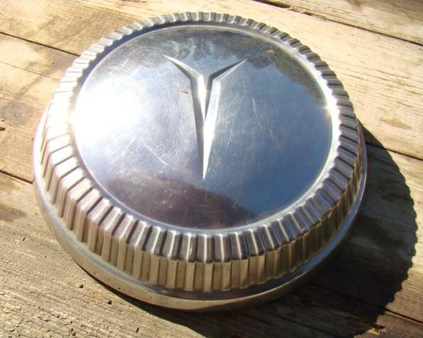1962 plymouth hub cap hubcap old auto part