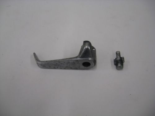Window latch handle assembly from a 1966 cessna t210 - lot #a59