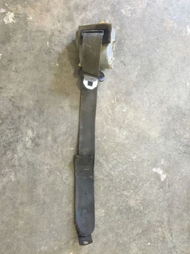 1976-1979 ford truck left hand, male, retracting seat belt. with t-50 bolts