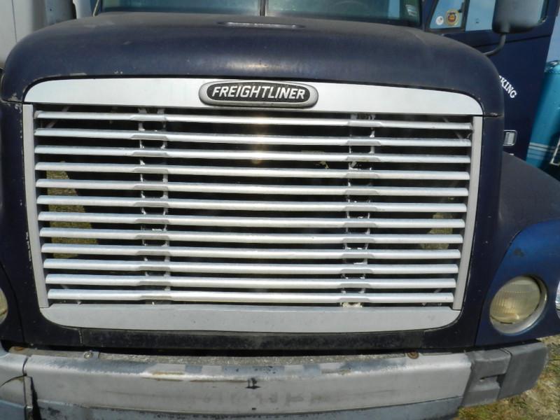 Freightliner century class grill