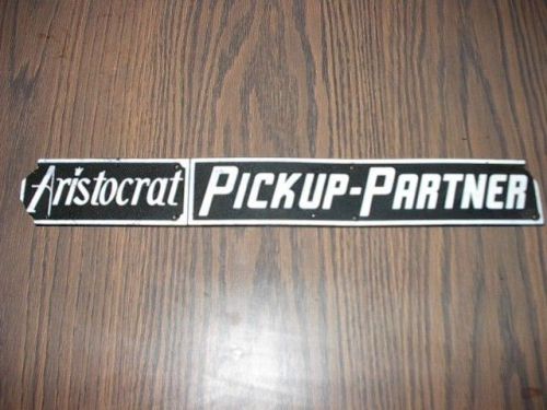 Vintage aristocrat pickup-partner side emblem