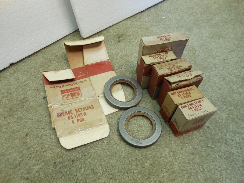 All nos original 49 50 51 52 53 54 ford front wheel bearings cups seals boxed