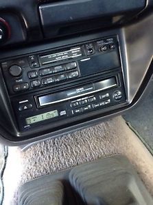 1997 nissan pickup hardbody cd player 3 compact disc auto changer