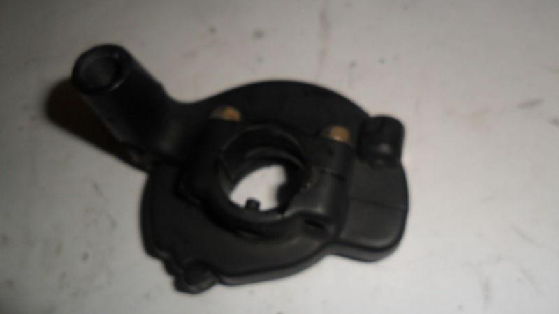 Ducati 01 2001 748 throttle cable housing cover