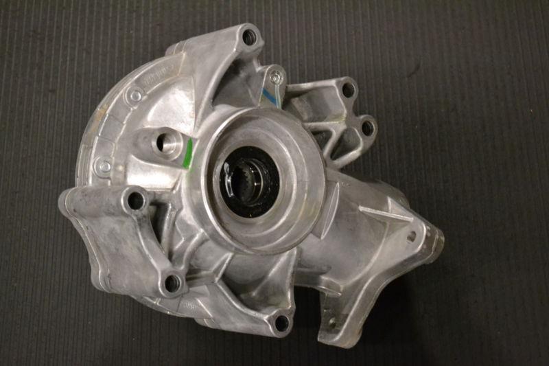 Can am oem rear differential 12-13 commander 705501506