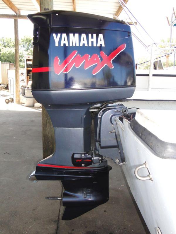 2000 yamaha 225 hp vmax 20” 2-stroke ox66 outboard motor 