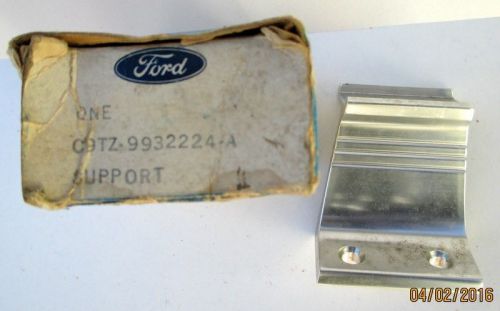 Nos ford c9tz-9932224-a 1969 70 71 72 f-100 120 250 pick up truck bed side rail