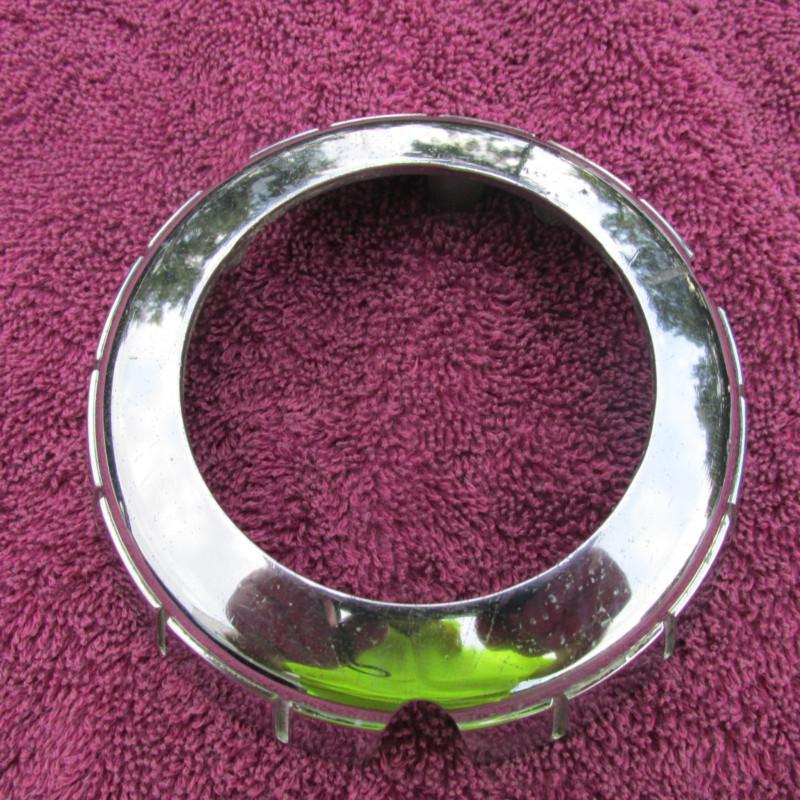 49 50 dodge wayfarer chrome horn ring part #1138554 used