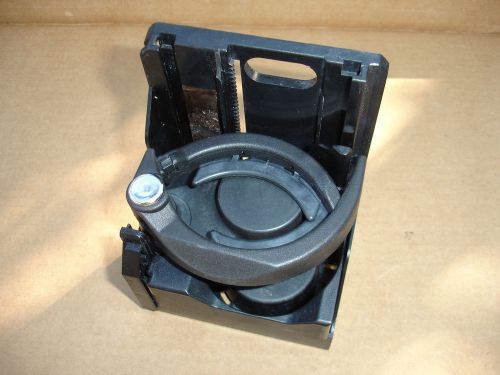 96 - 02 mercedes w210 e - class and 94 - 00 w202 c - class oem cup holder