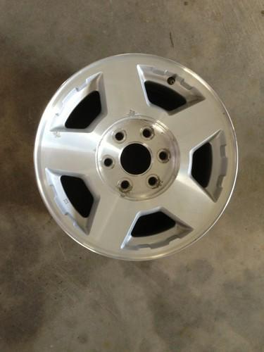 17" tahoe suburban rim wheel aluminum actual wheel pictured