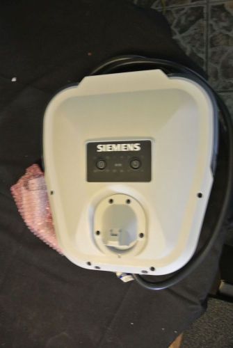 New siemens versicharge 30-amp electric vehicle charger