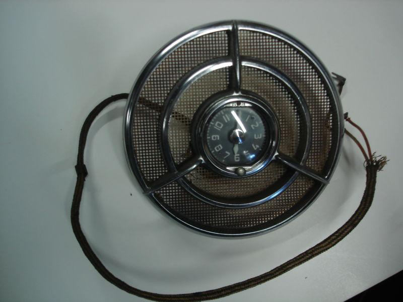 1949  pontiac clock with speaker grille