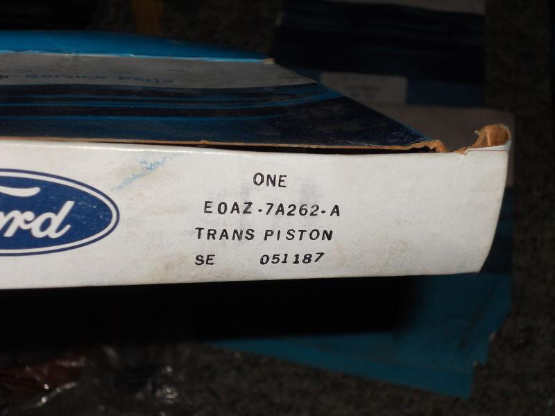 Nos 1980 - 1993 ford mustang aot auto transmission clutch piston new oem orig