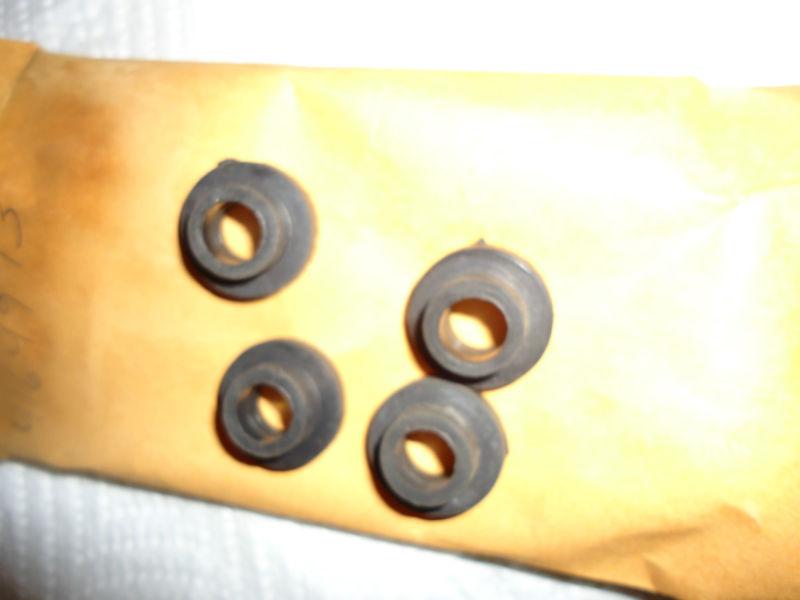 Fiat 124 spider coupe timing cover rubber bushing set nos 1968-1978 x4 4164973
