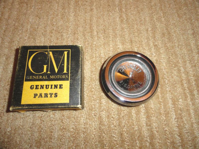 1963 chevy biscayne z11 409 nos horn blowing cap w/box 3824547 rare gm