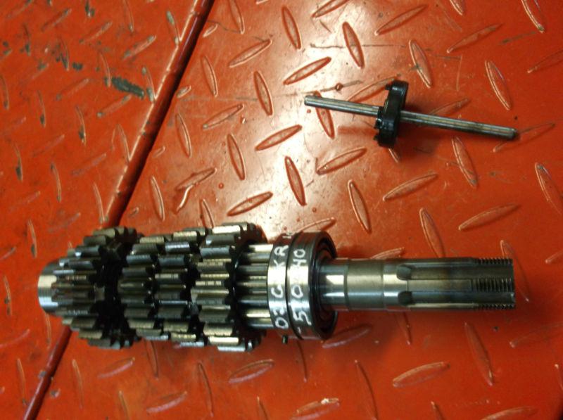 Suzuki gsx-r 1000 / gsxr gsx r >> ( 01 02 ) transmission counter shaft and gears