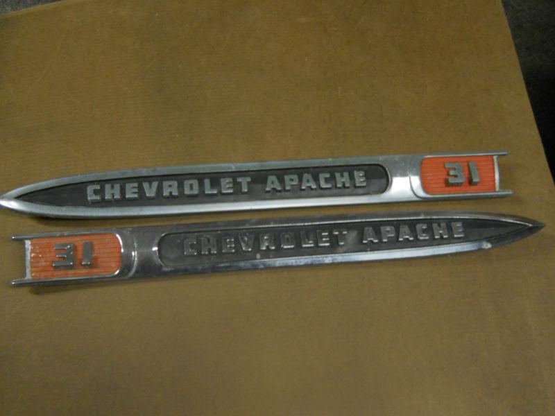 Chevy apache 31 fender emblems