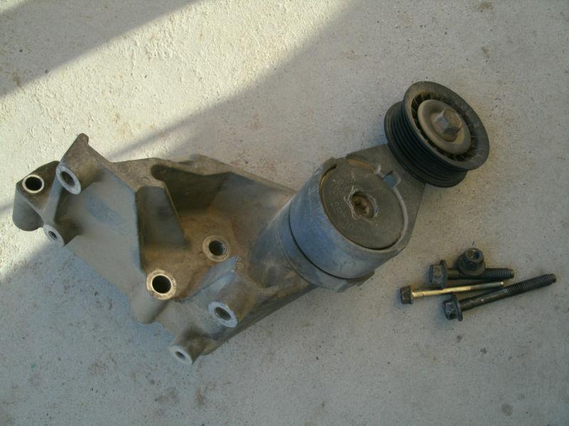94 95 96 97 98 mustang 3.8l drive belt tensioner pulley and bracket
