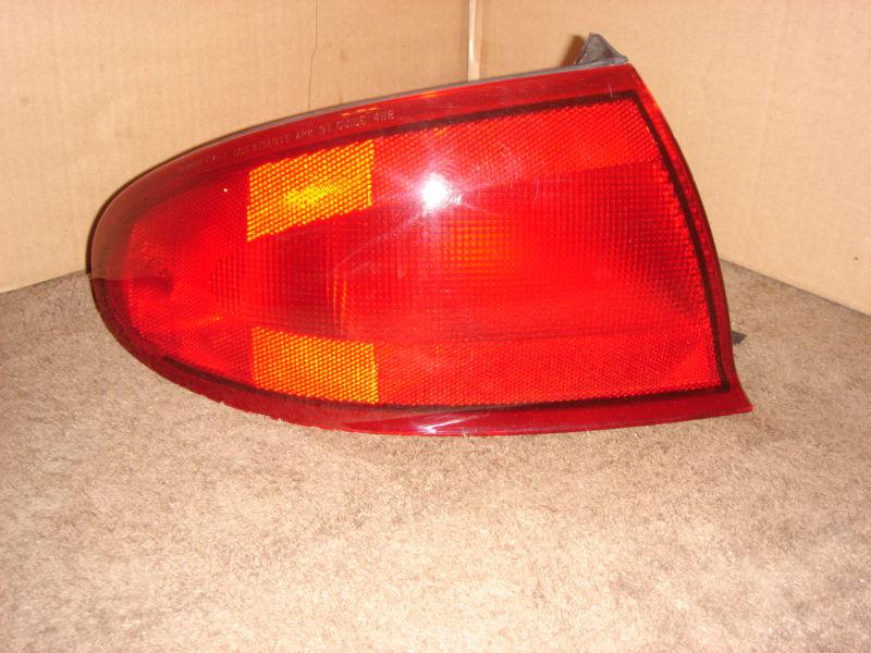 1997 1998 1999 2000 2001 2002 2003 2004 buick regal driver side tail light lamp