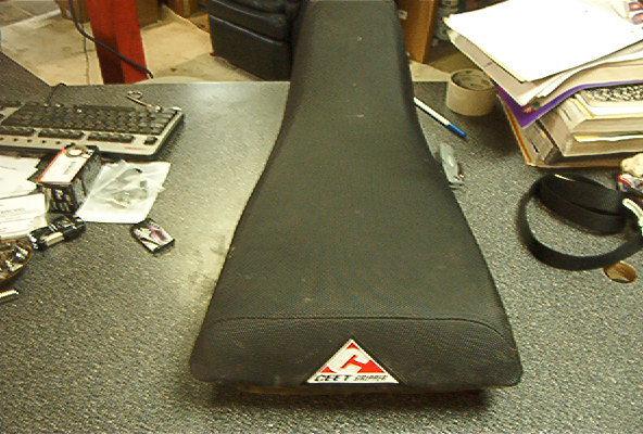 1985-1986 atc250r three wheeler seat with new ceet seat cover