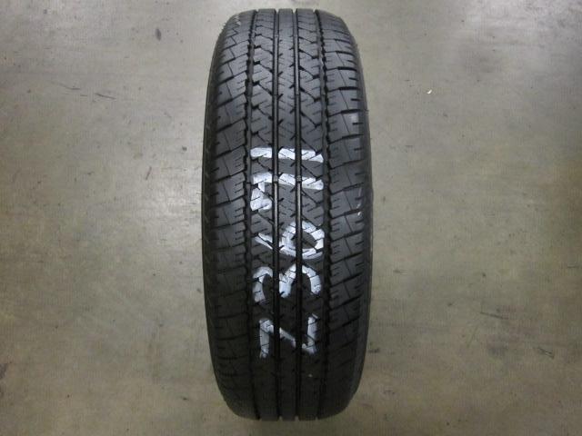 One firestone fr710 215/65/17 tire (z3671) 9-10/32