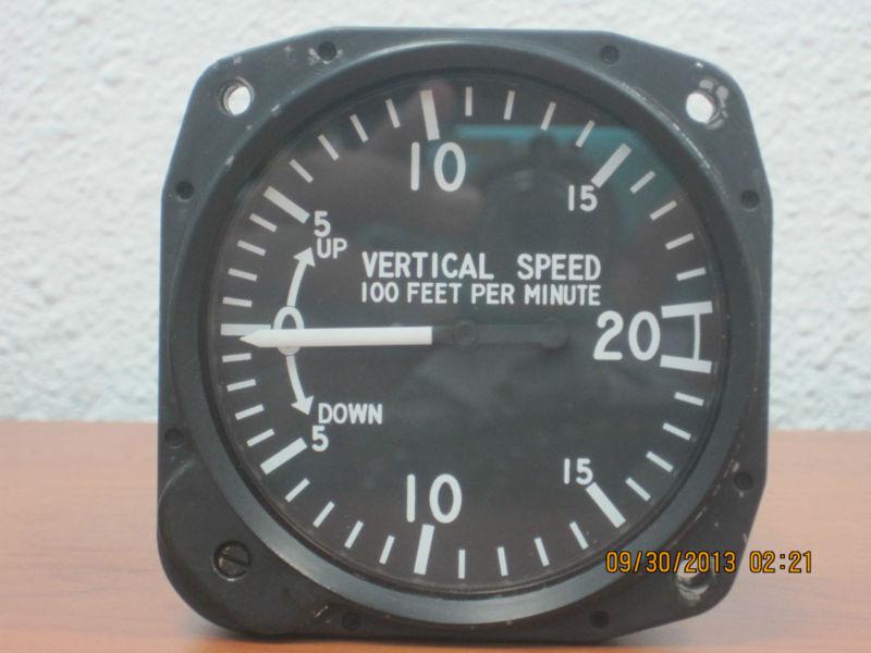 Beechcraft 2000ft vertical speed indicator