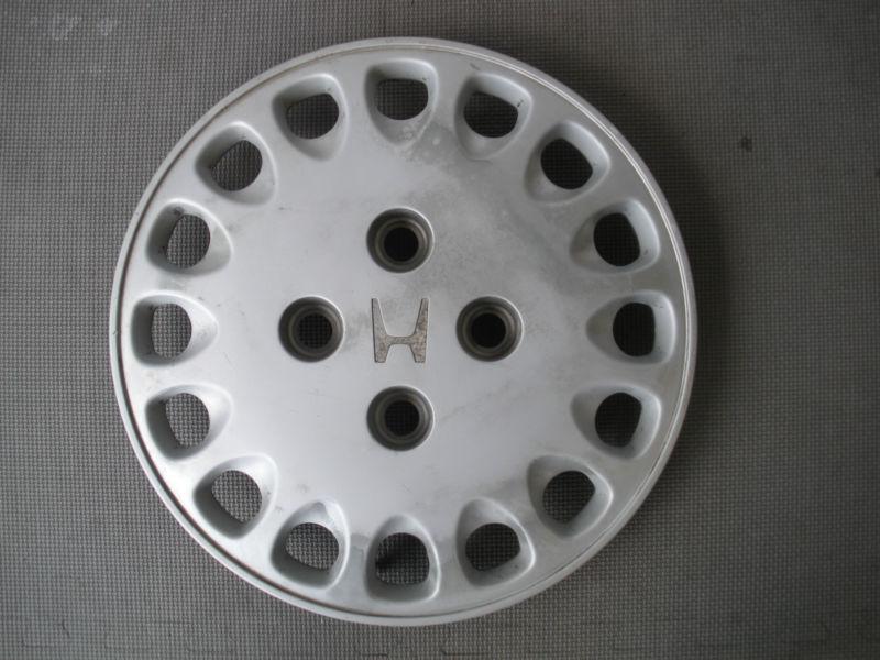 1998-2001 honda accord hub cap #44733-sm4-n100-m1 (1) silver painted plastic 