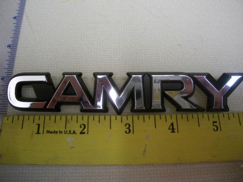 Toyota camry emblem script logo chrome black badge oem used original genuine